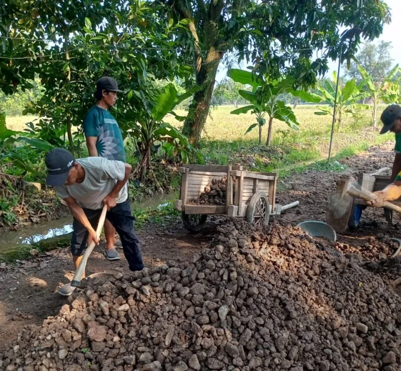 Ahmad Yani Berkomitmen Membangun Desa Segeran Kidul Hingga Akhir Masa Jabatan